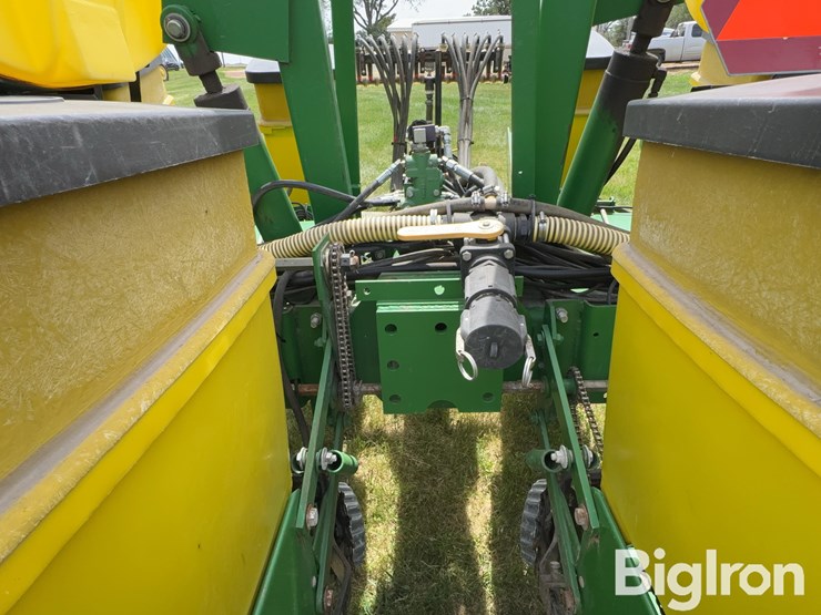 john-deere-1760-image-19