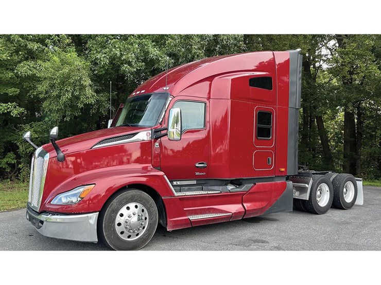 2023-kenworth-t680-image-1