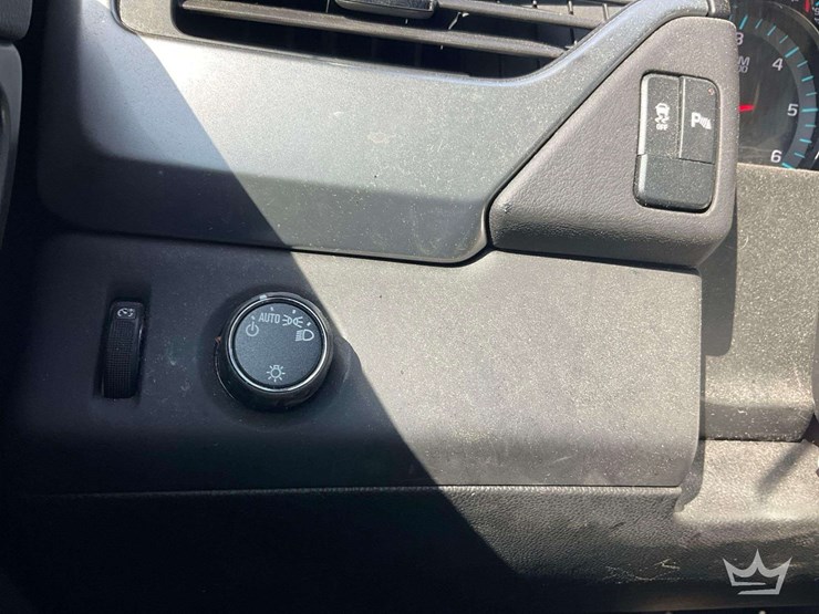 2020-chevrolet-tahoe-image-17