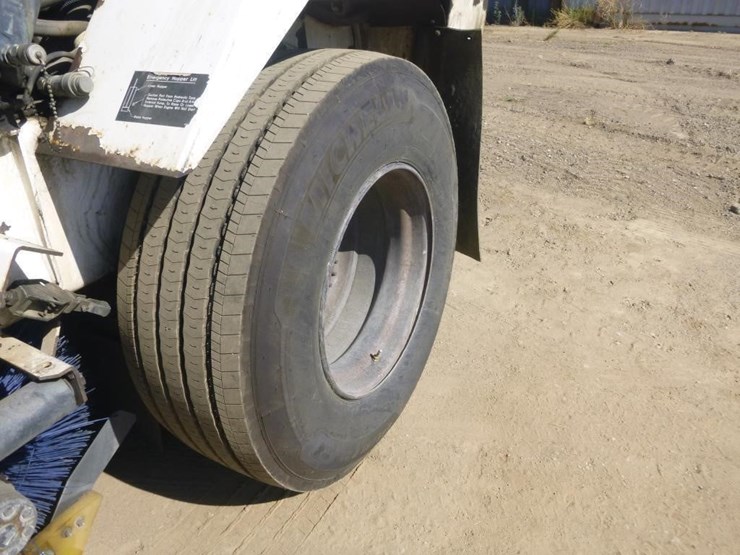 2013-global-m4-sweeper-image-27