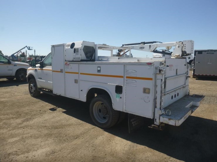 2002-ford-f550-image-4