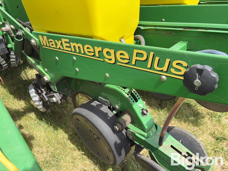 john-deere-1760-image-13