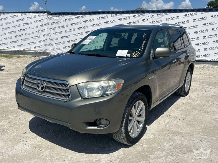 2008-toyota-highlander-image-1
