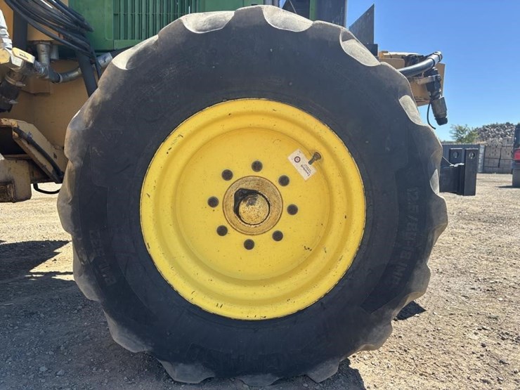 john-deere-6410-image-28