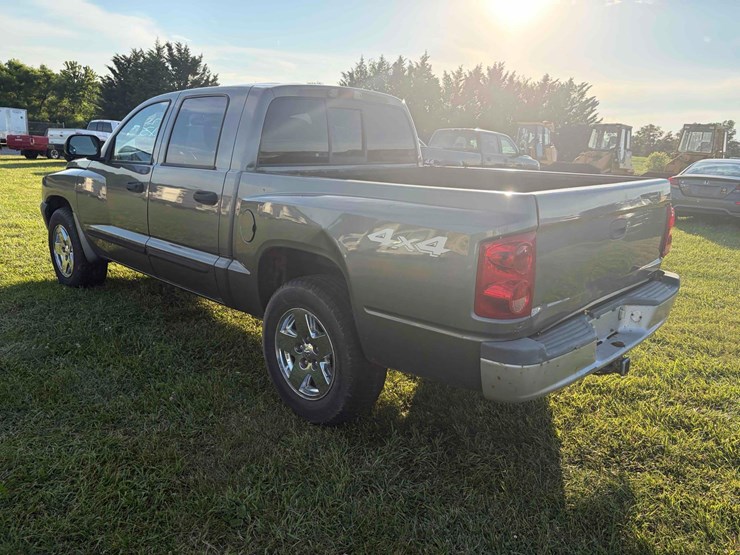 2005-dodge-dakota-image-6