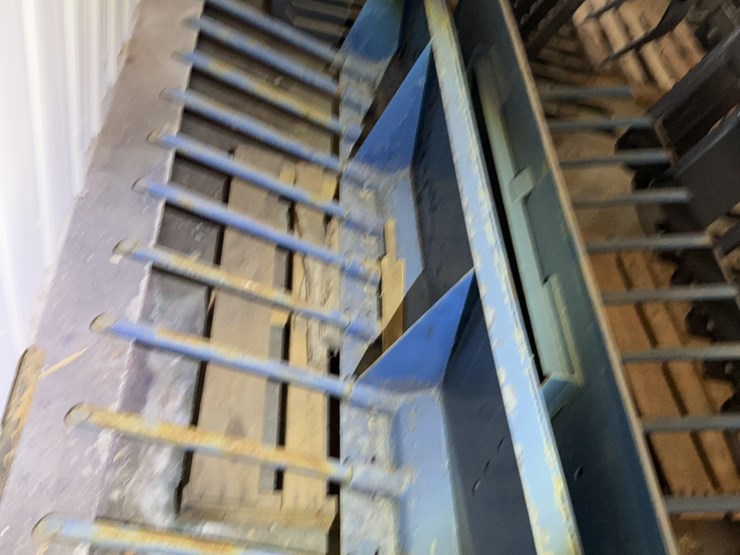 bar-screen-attachment-image-1