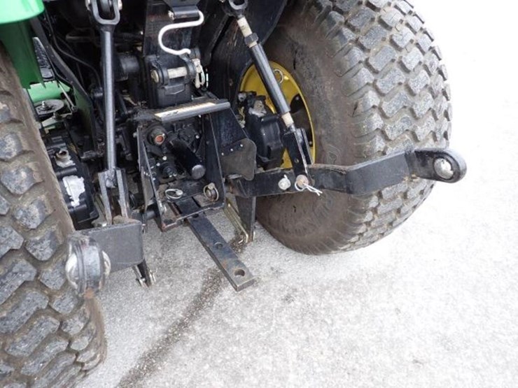 john-deere-200-image-47