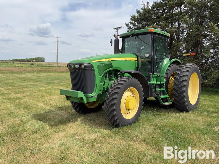 john-deere-8220-image-1