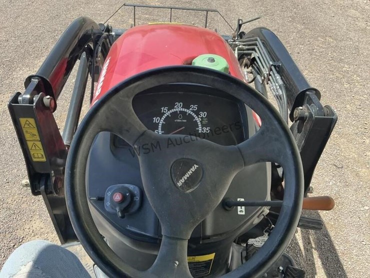 yanmar-sa424-loader-tractor-image-18