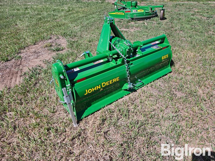 john-deere-665-image-7