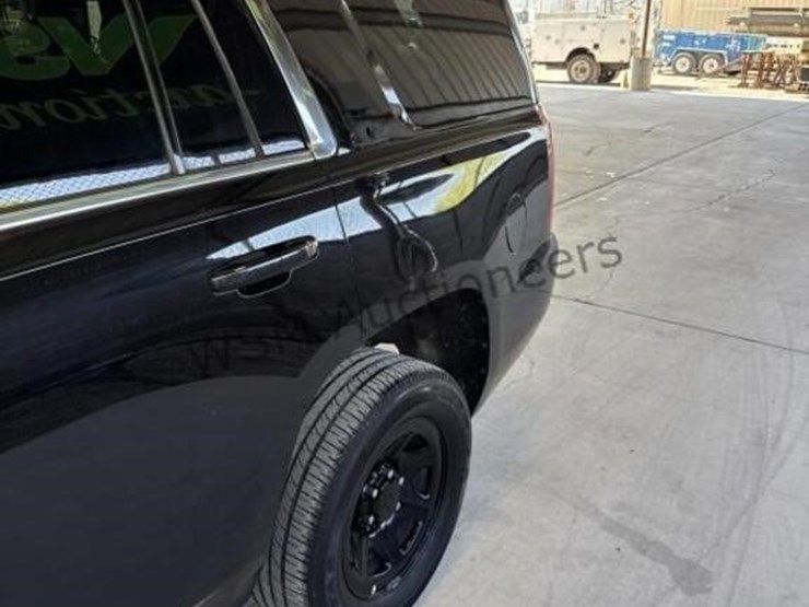 2019-chevrolet-tahoe-image-6