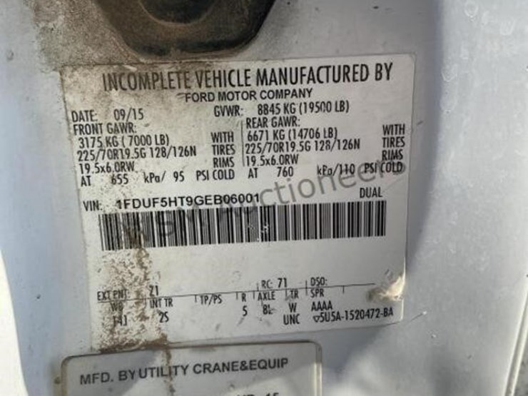 2016-ford-f550-image-18