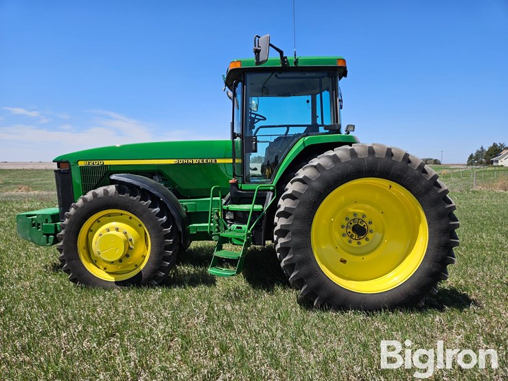 1997-john-deere-8200-image-8