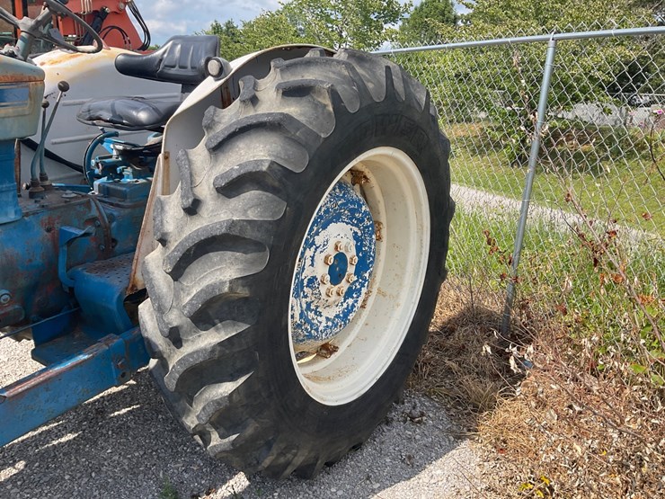 ford-5000-image-6