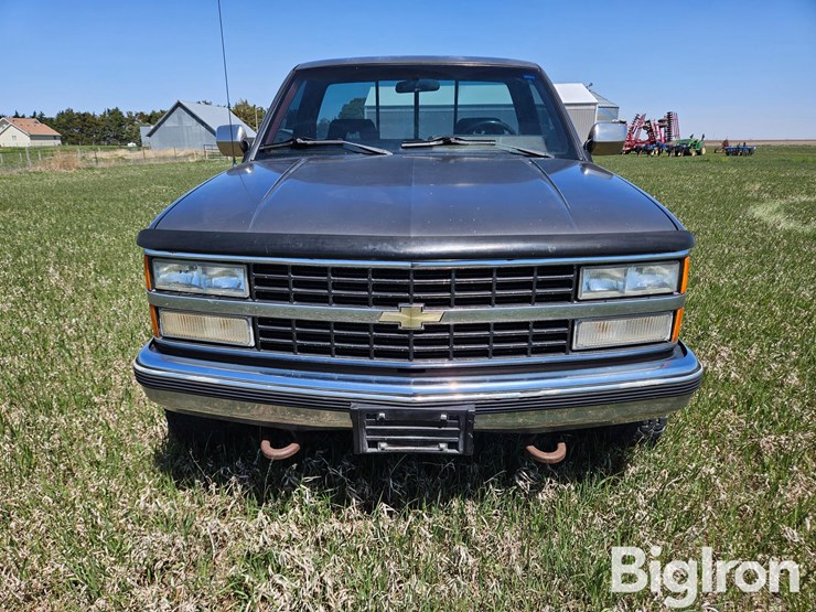 1992-chevrolet-k2500-image-2