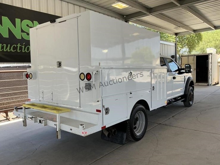 2017-ford-f550-image-7