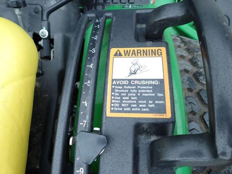 john-deere-200-image-21