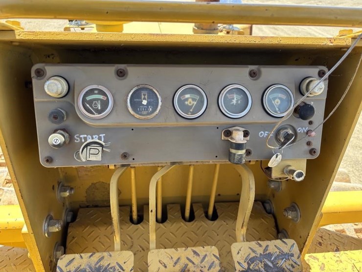 caterpillar-d3b-image-23