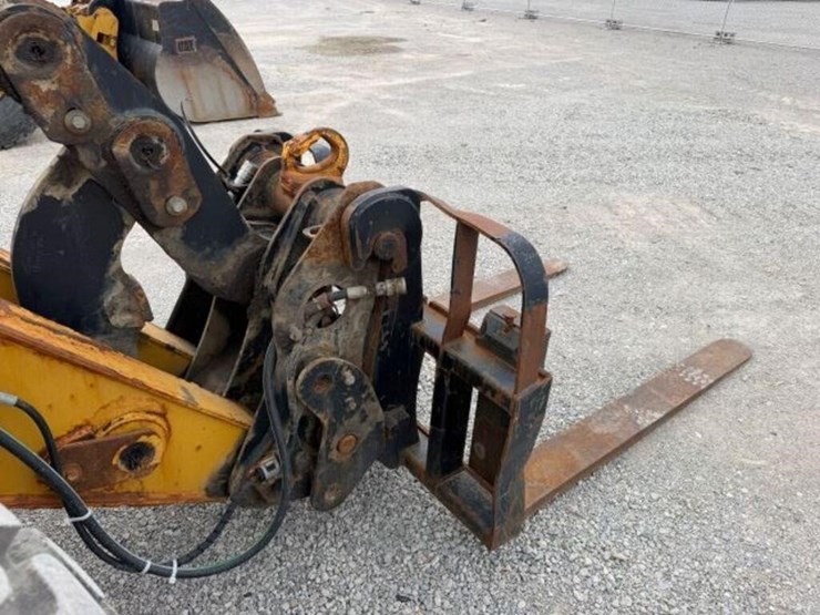 2010-caterpillar-924h-image-29