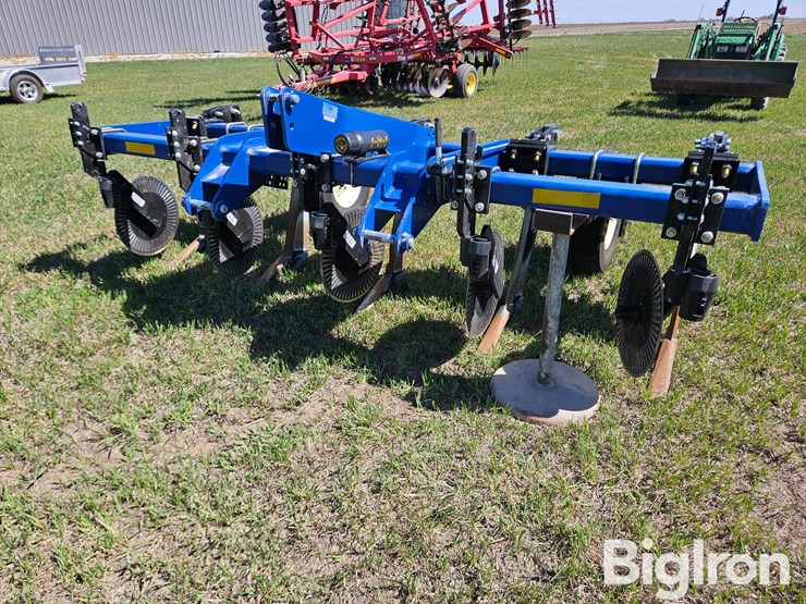 2014-blu-jet-sub-tiller-ii-image-1