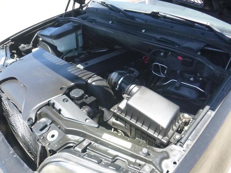 2003-bmw-x5-image-10