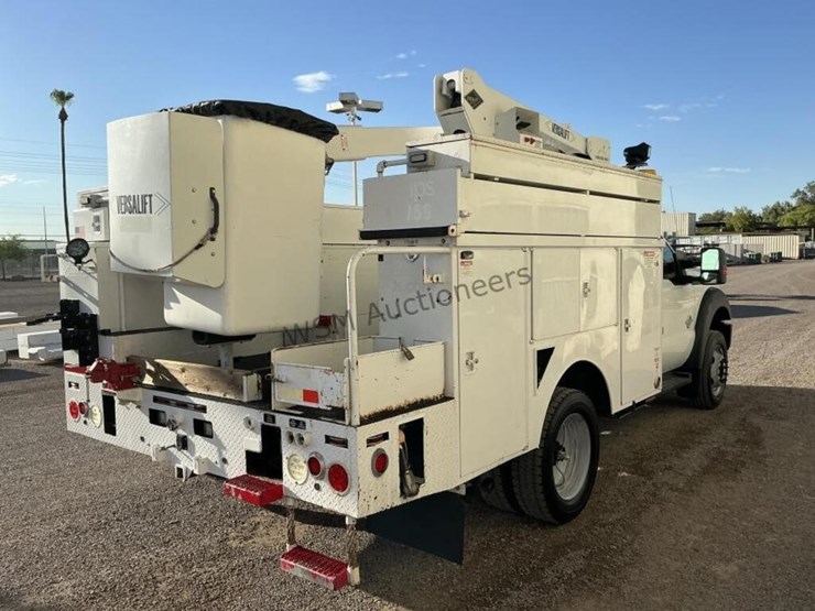 2016-ford-f550-image-5