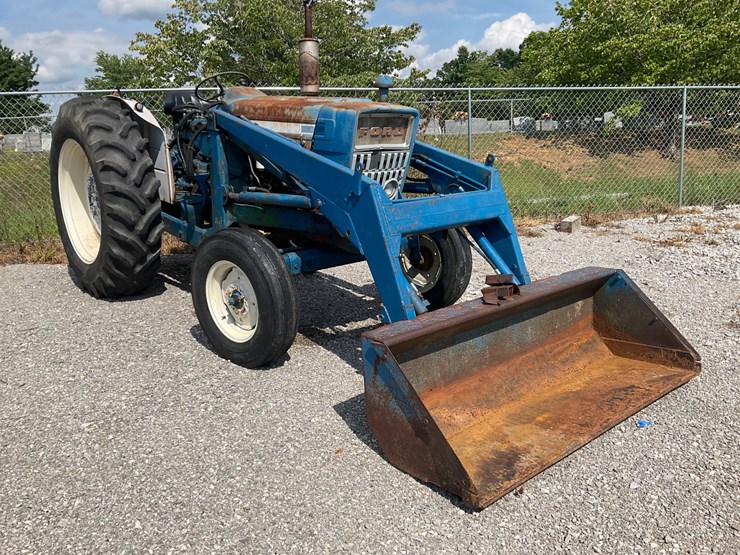 ford-5000-image-3