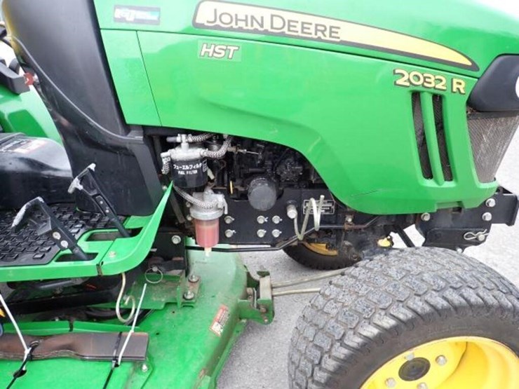 john-deere-200-image-35