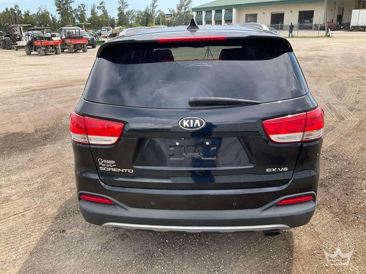 2016-kia-sorento-image-31