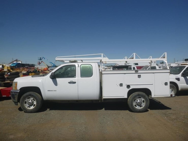 2011-chevrolet-2500-image-5