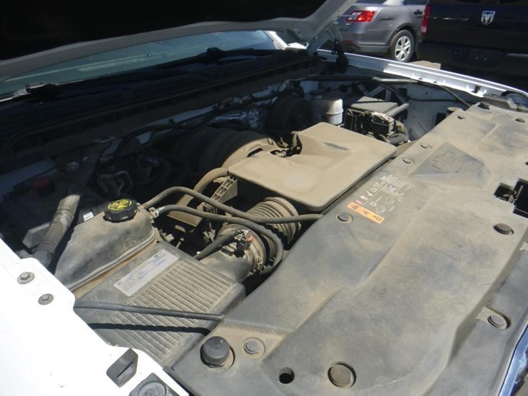 2018-chevrolet-1500-image-13