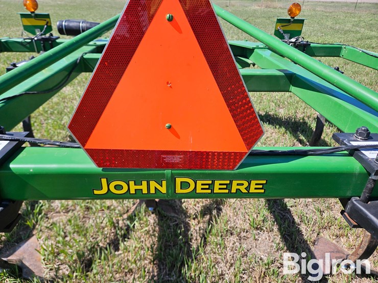 john-deere-610-image-15