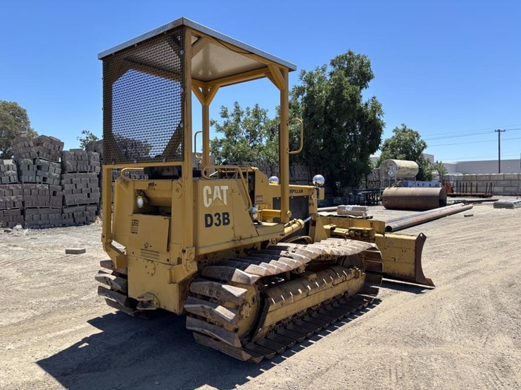 caterpillar-d3b-image-3