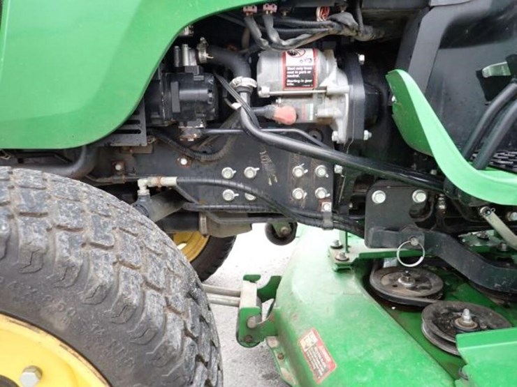 john-deere-200-image-61