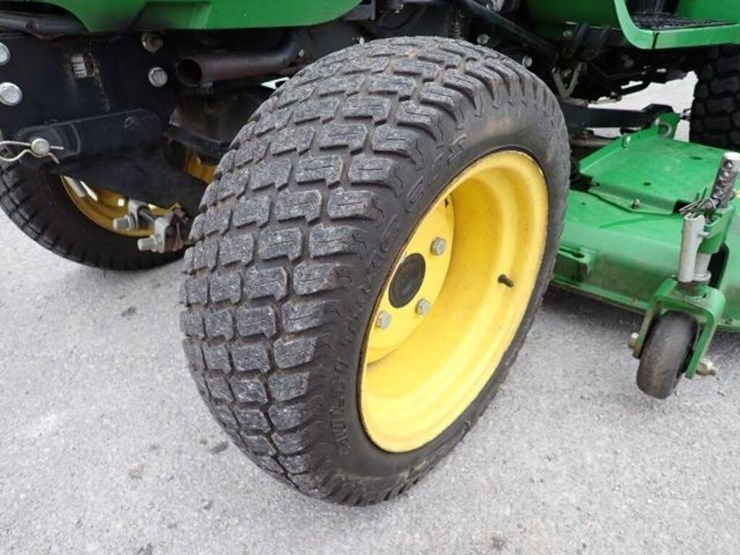 john-deere-200-image-63