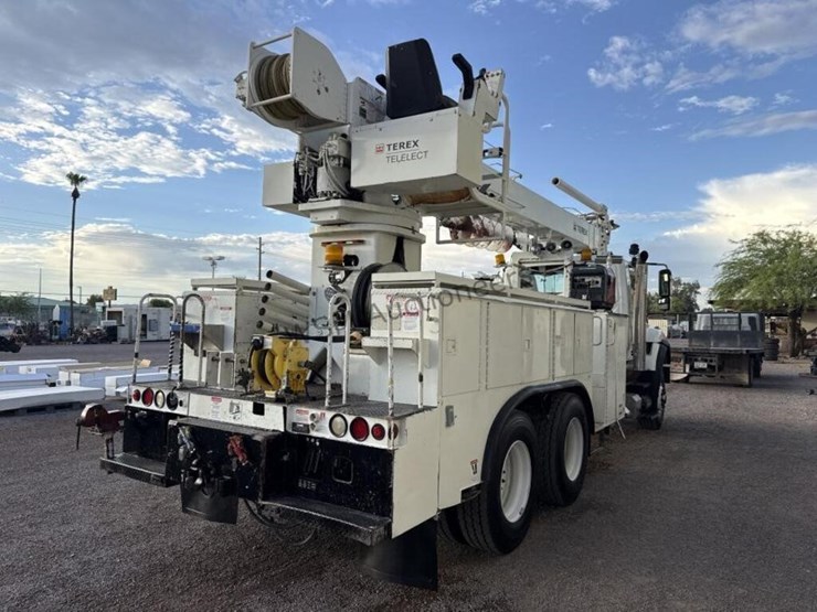 2009-international-workstar-7600-image-6