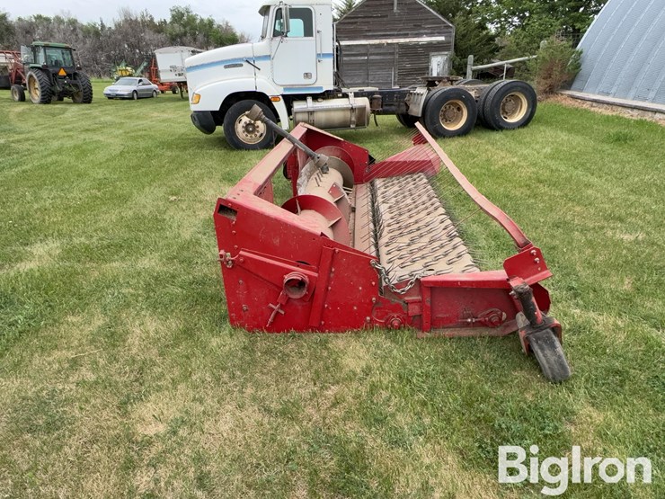 international-1015-combine-pickup-head-image-4