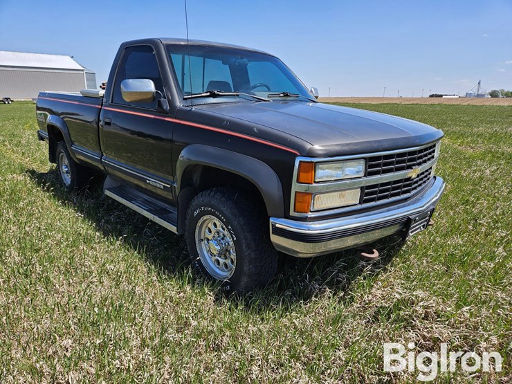 1992-chevrolet-k2500-image-3