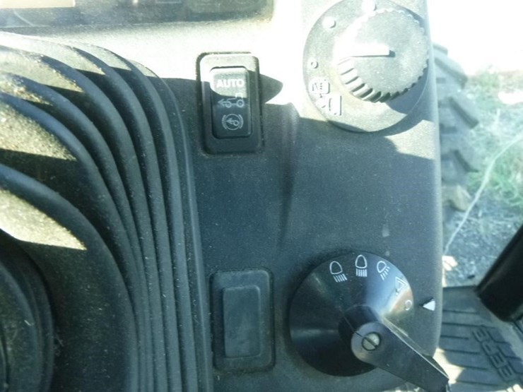 2008-john-deere-5425-image-18