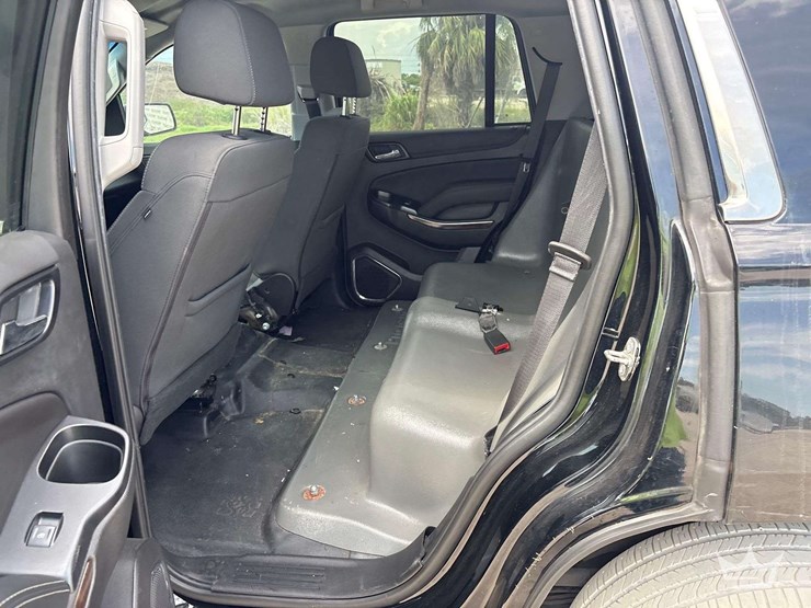 2019-chevrolet-tahoe-image-18