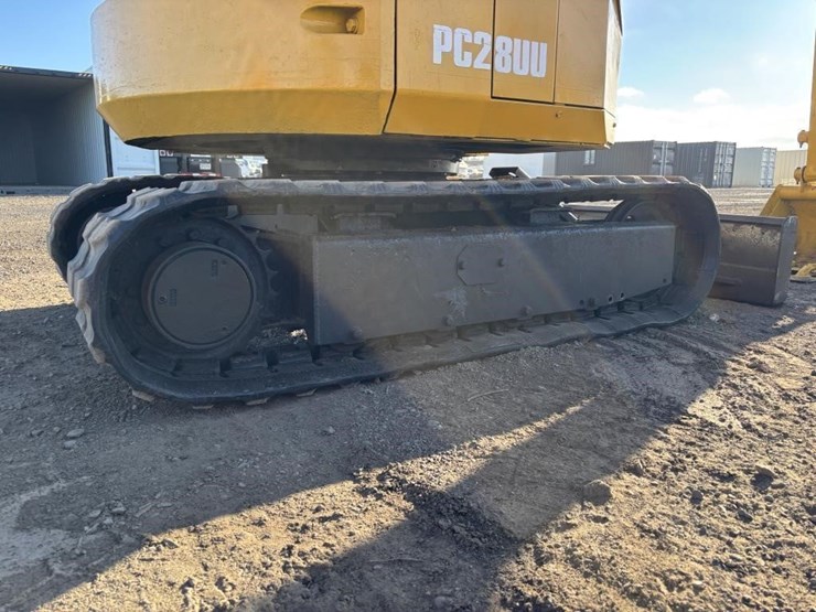 komatsu-pc28uu-image-19
