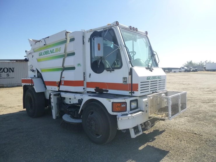 2013-global-m4-sweeper-image-3