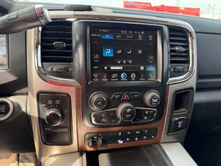 2015-ram-2500-hd-image-12