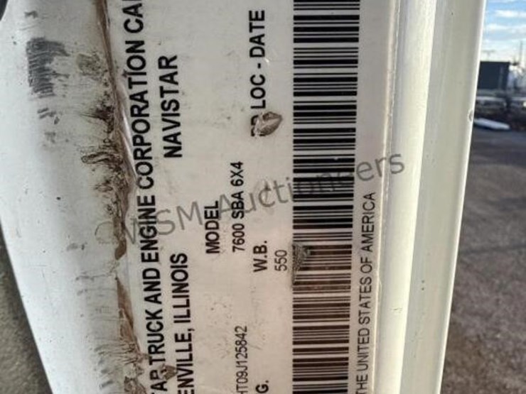 2009-international-workstar-7600-image-39