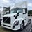 2017-volvo-vnl300-image-1