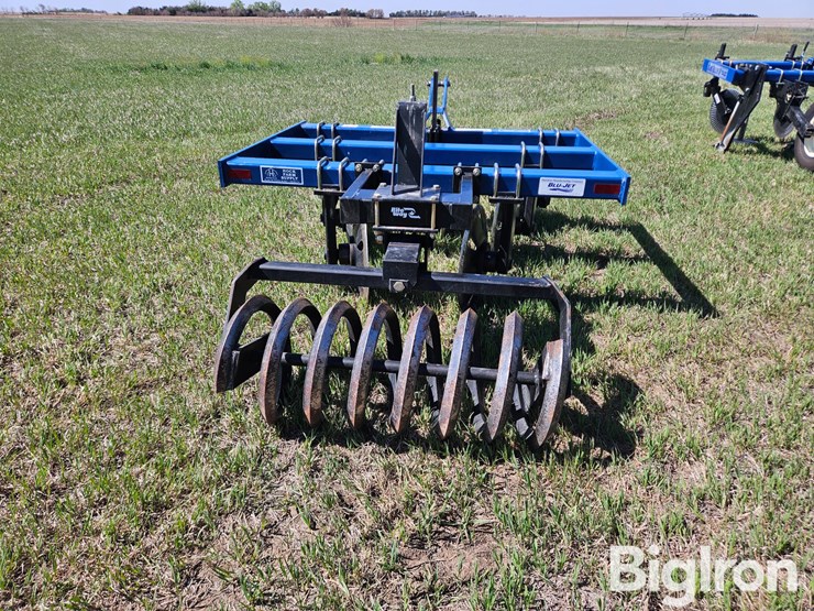 blu-jet-track-master-image-6