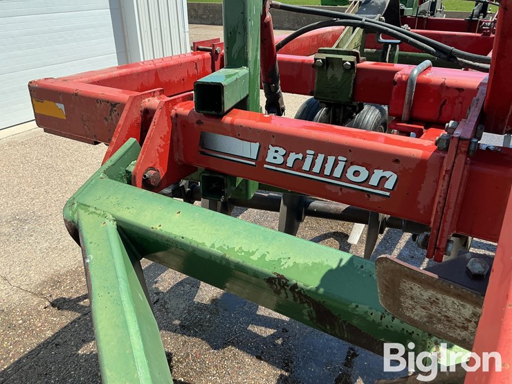 brillion-land-commander-5-shank-disc-ripper-image-12