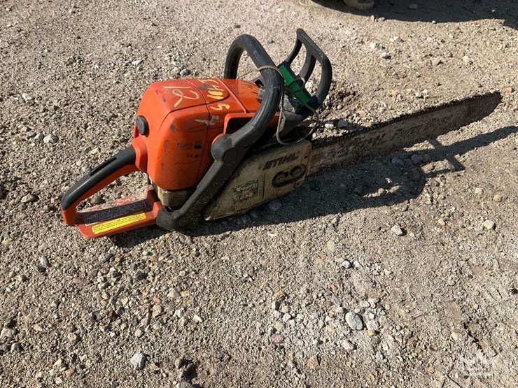 stihl-chainsaw-image-2