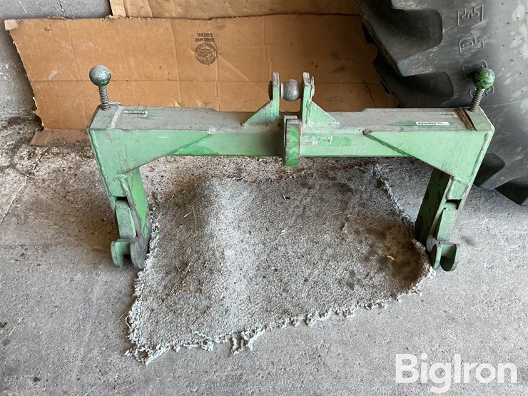 quick-hitch-3-pt-cat-2-hitch-image-2