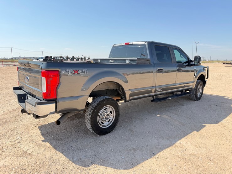 2018-ford-f250-image-4